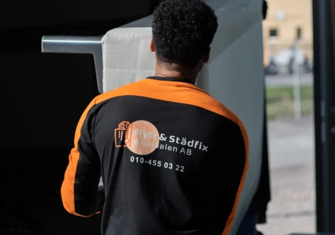 We carry out household moves in Enköping
