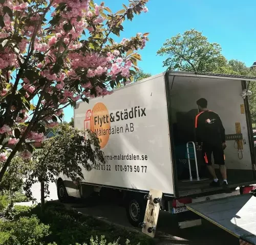 We are the moving company in Enköping for you!